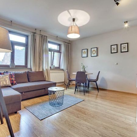 Trendy Apartment Kochanowskiego Street Cracóvia Exterior foto